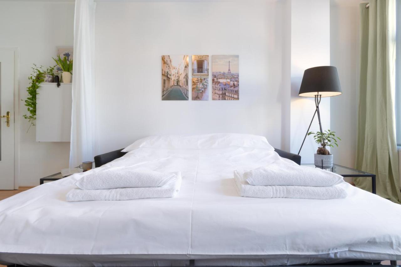 Ruhige Wohnung In Zentraler Lage - Quiet Flat In A Central Location Магдебург Екстериор снимка