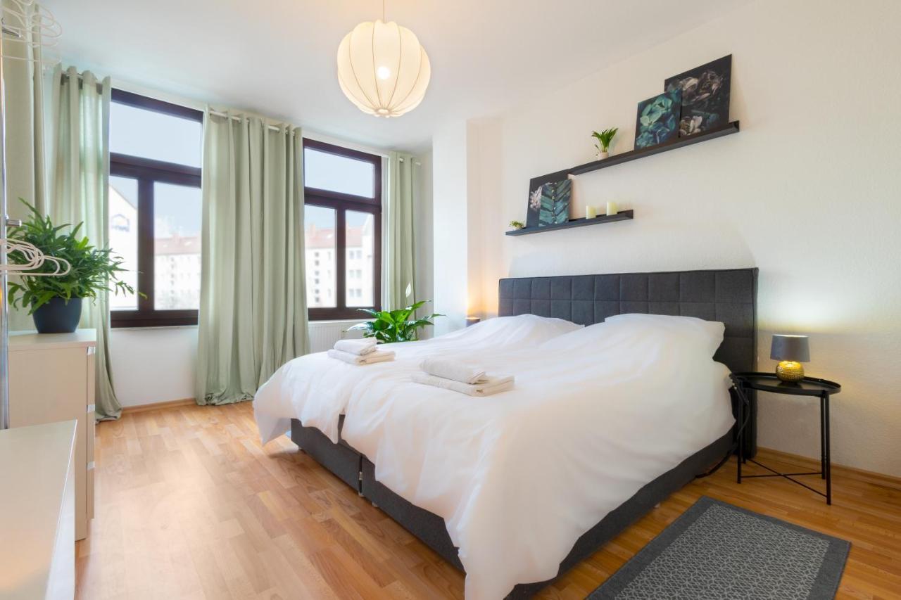Ruhige Wohnung In Zentraler Lage - Quiet Flat In A Central Location Магдебург Екстериор снимка
